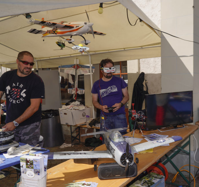 Fete au village de Prangins 2019. FAV.accueil des nouveaux habitants par la Municipalite aux Morettes (discours des autorites, stands de bienvenue des sociétes locales . 7 septembre 2019.