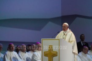 Le Pape en visite a Palexpo a Geneve.