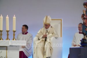 Le Pape en visite a Palexpo a Geneve.