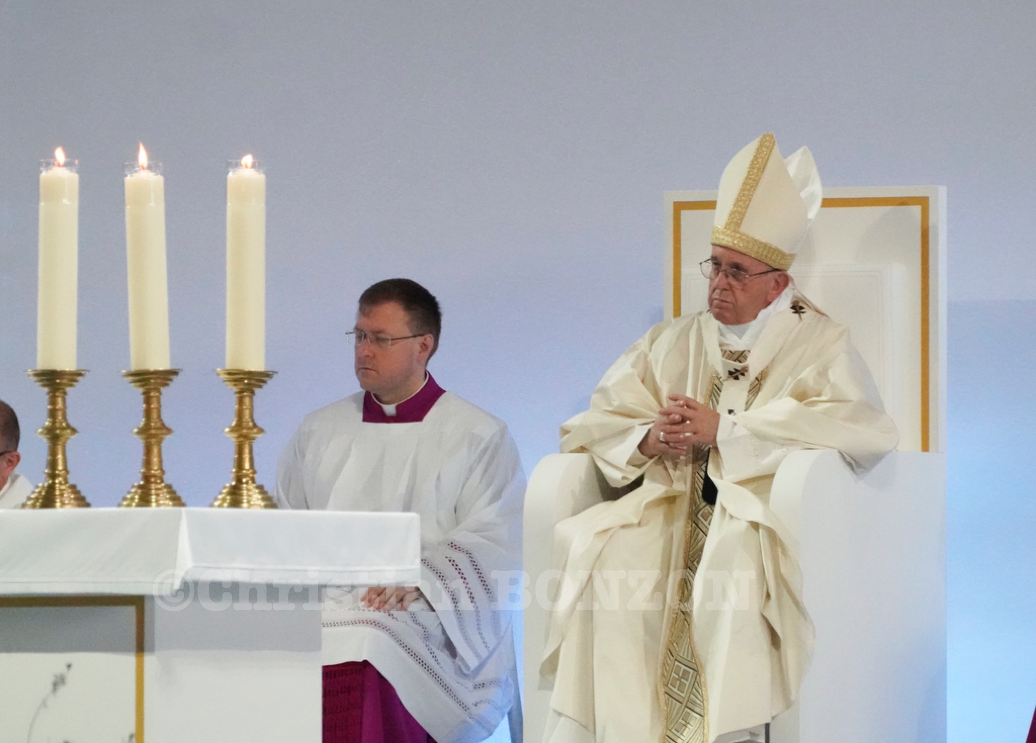 Le Pape en visite a Palexpo a Geneve.