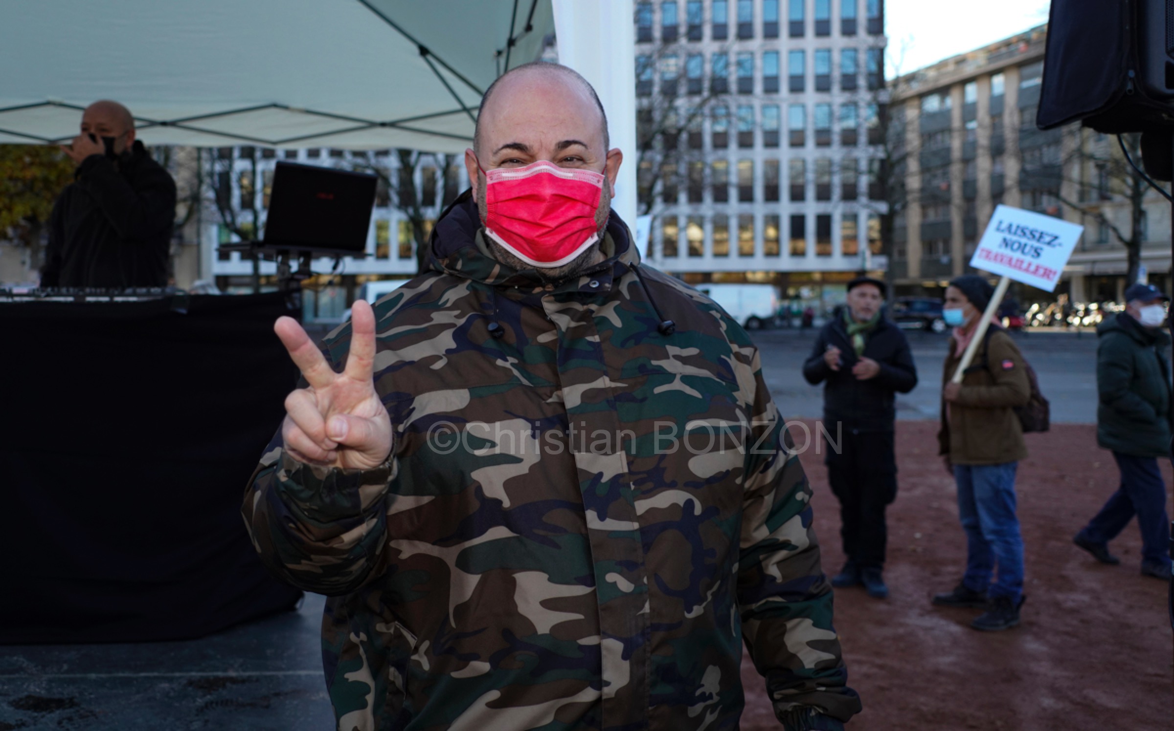 manifcafetiers19Nov011