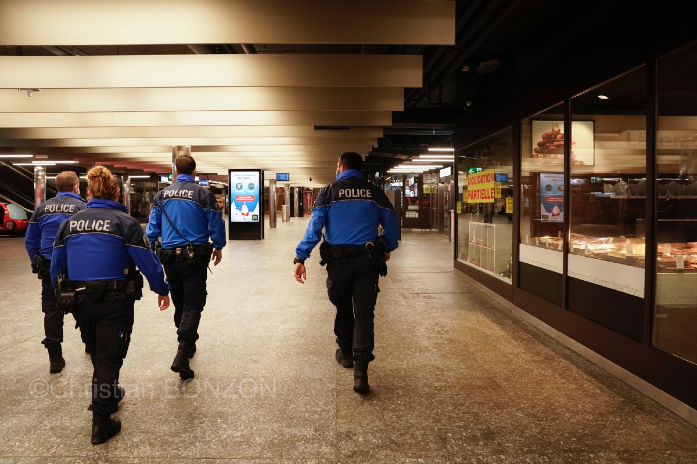 23_decembre2020_immesion014police