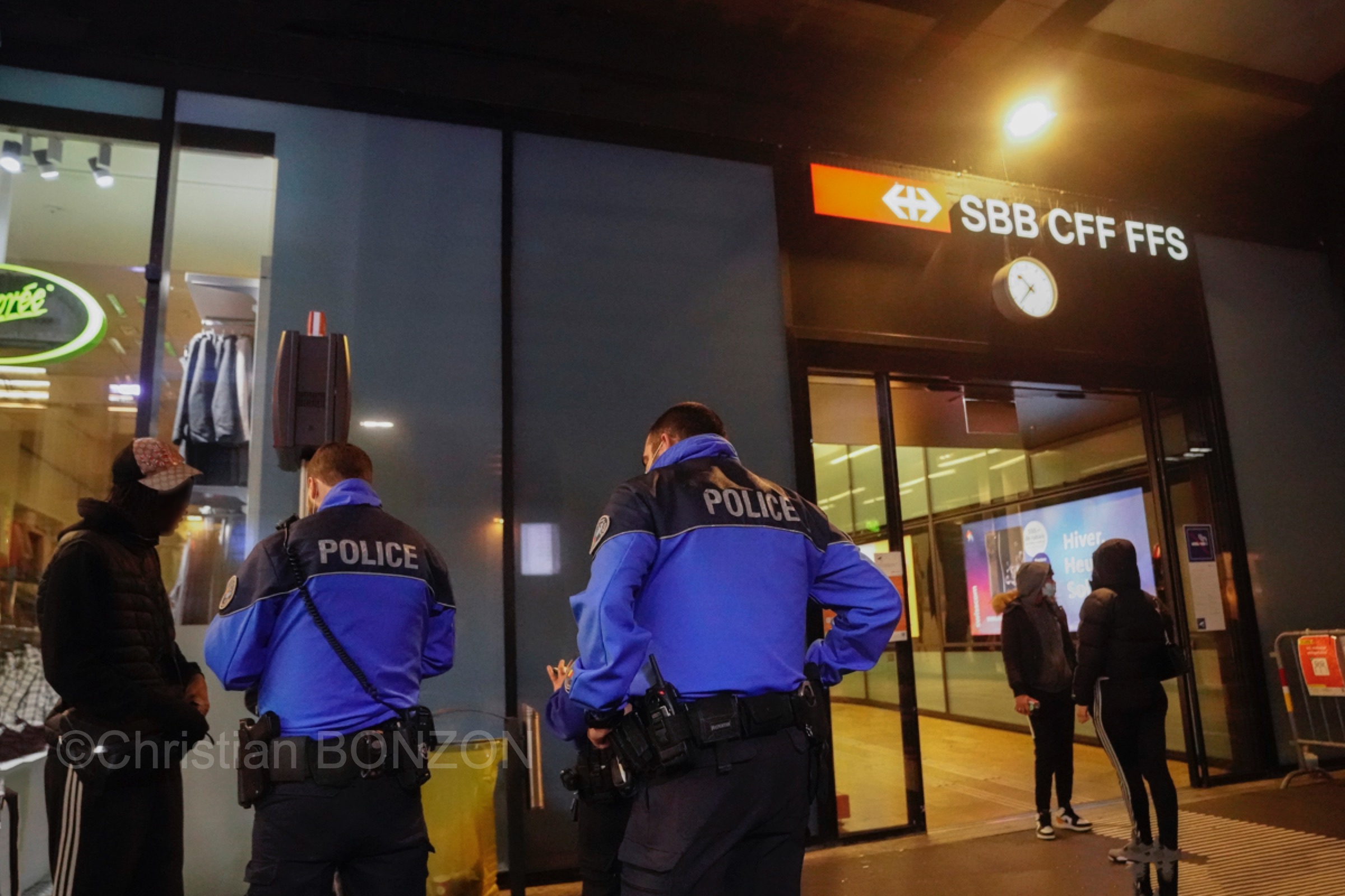 23_decembre2020_immesion021police