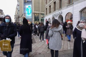 28decgevillefoule001