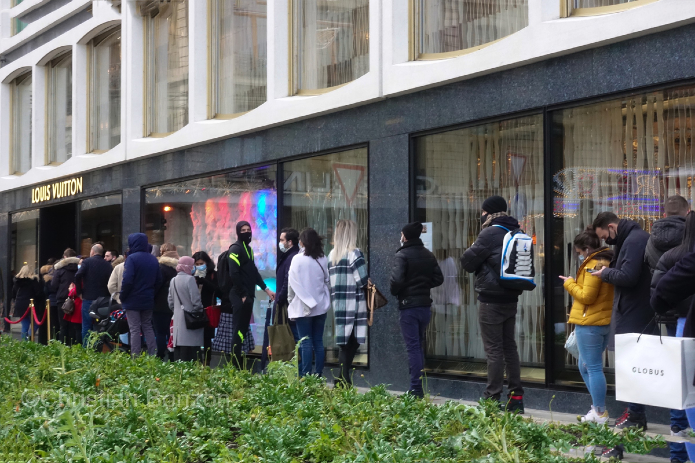 28decgevillefoule006