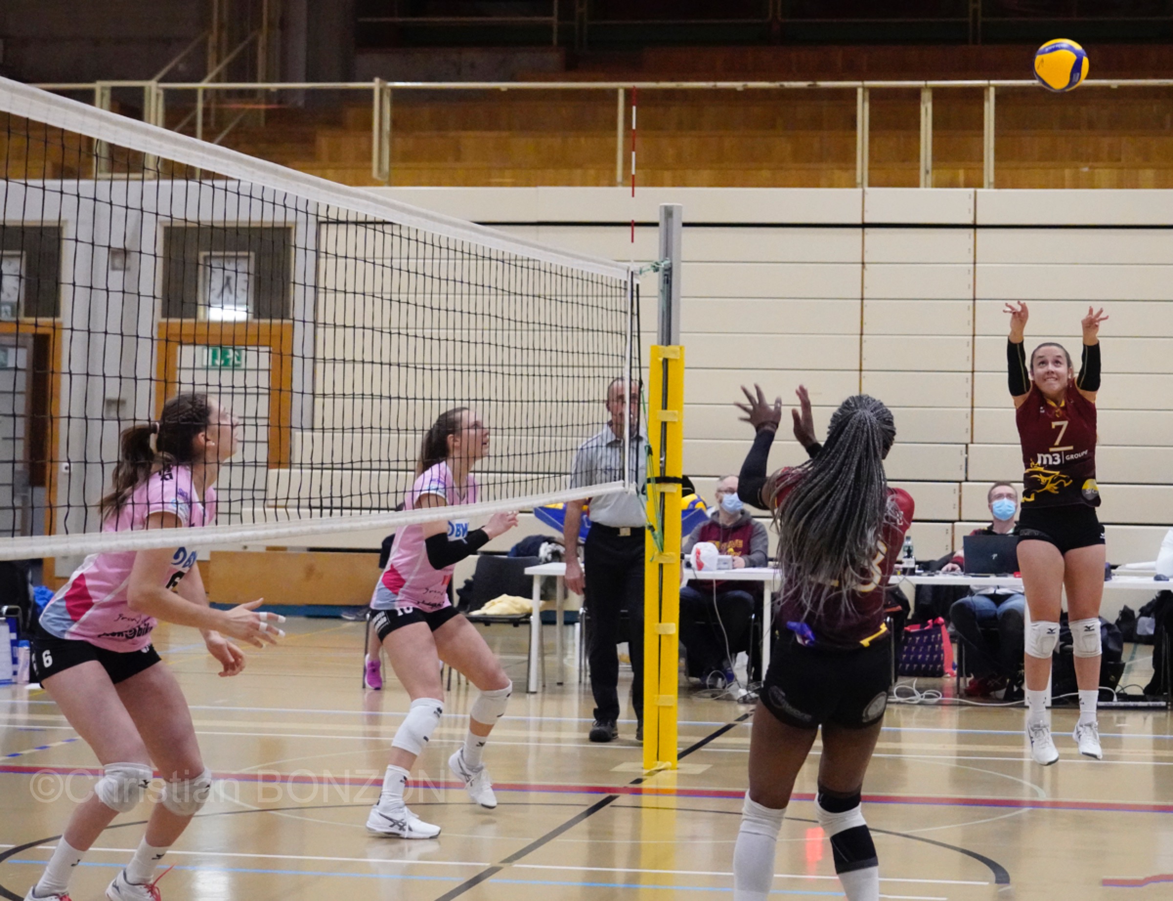 volleyfem12dec006