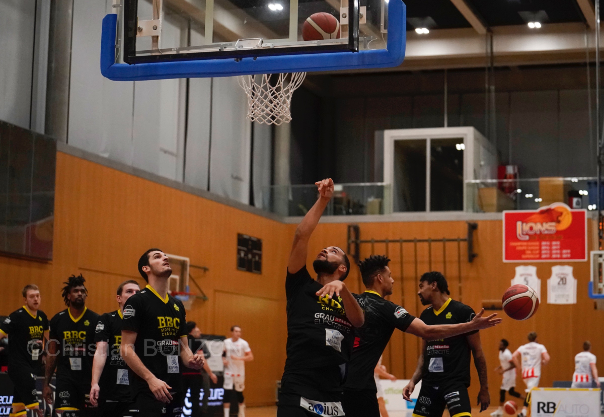 BMatchBasketMontheyLions050