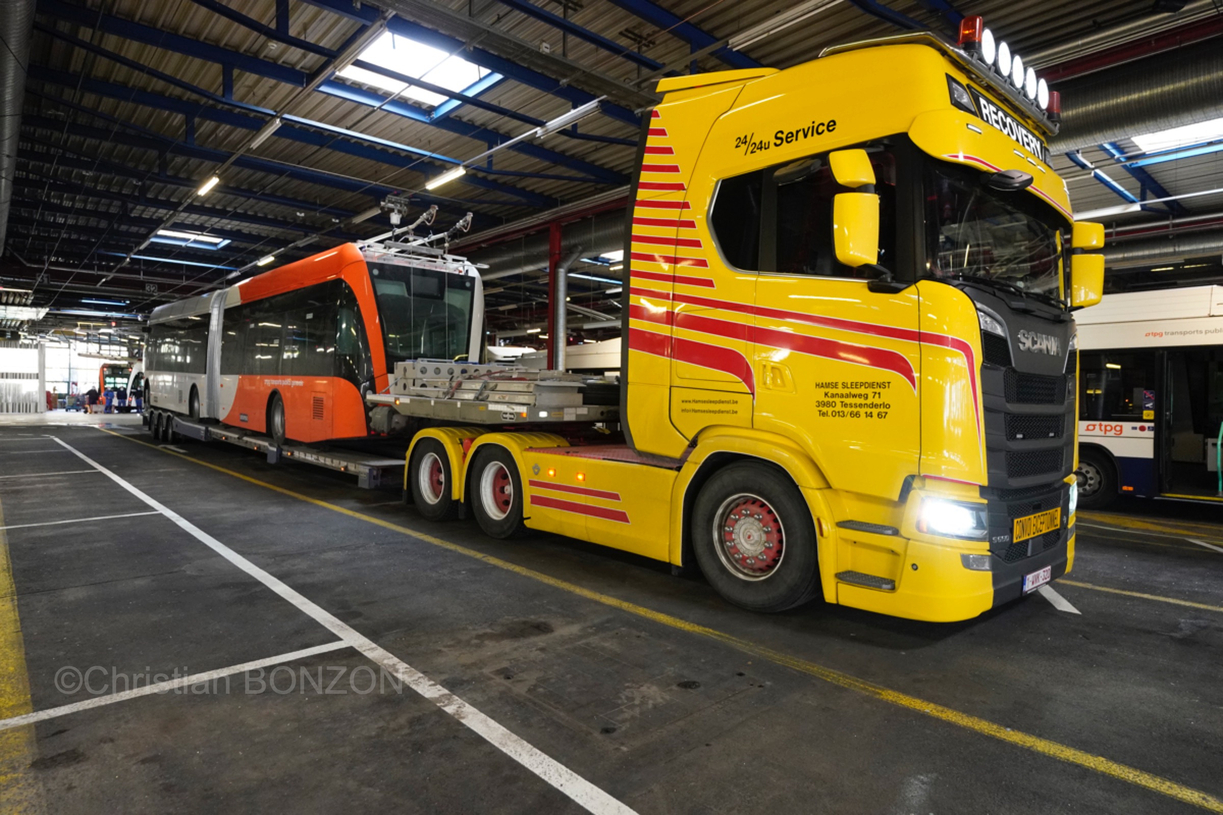 Trolleybus_Vanhool014