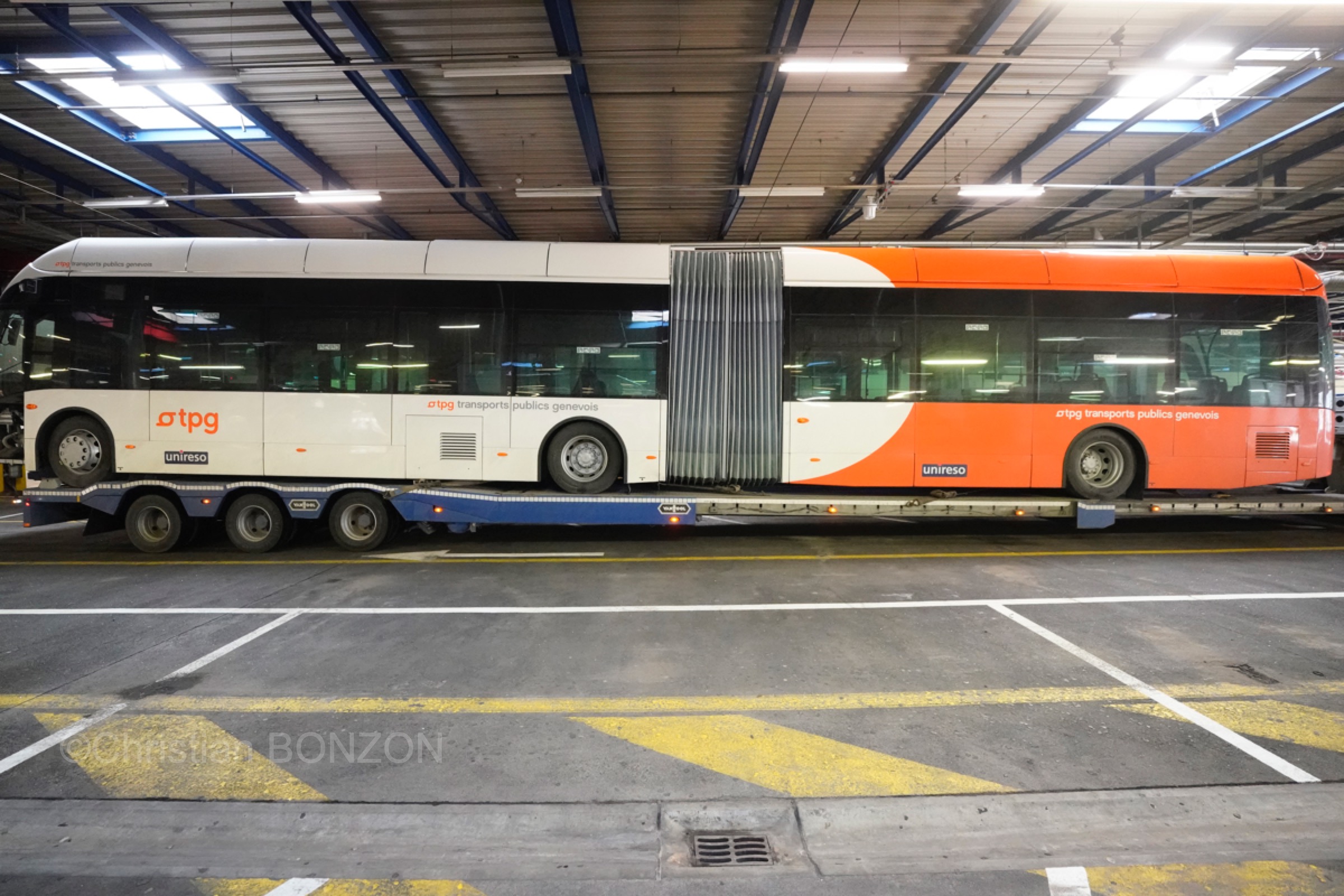 Trolleybus_Vanhool017