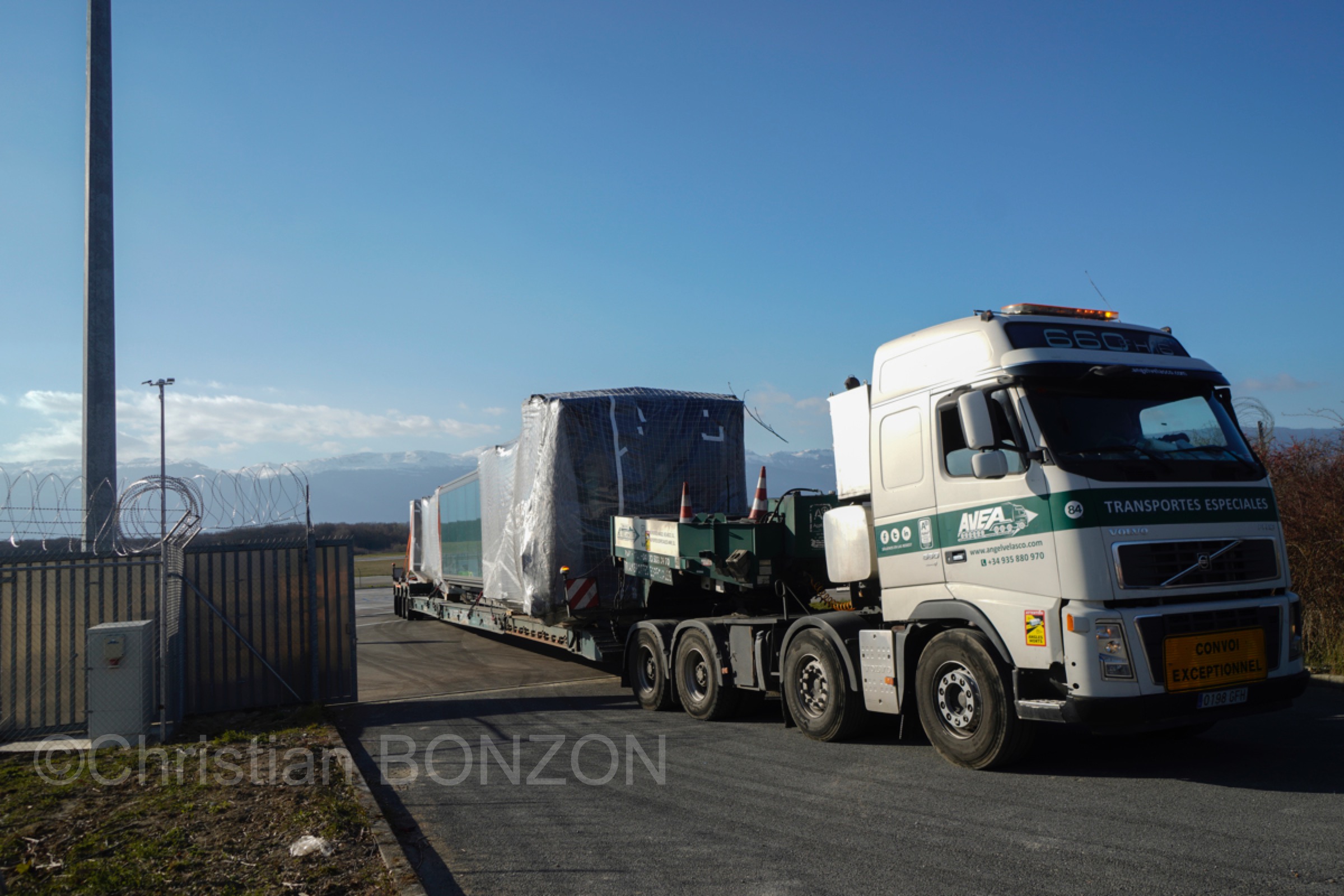 convoi_special_aeroport060