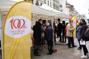 100ans-commerces005