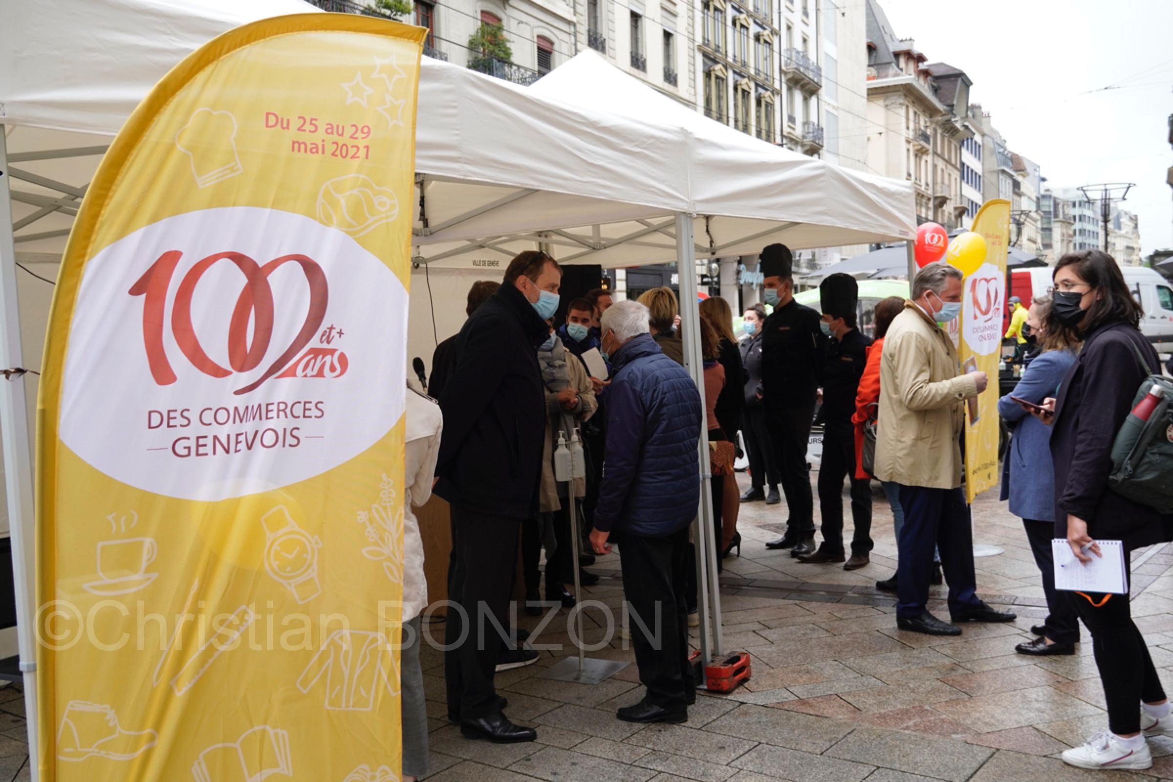 100ans-commerces005
