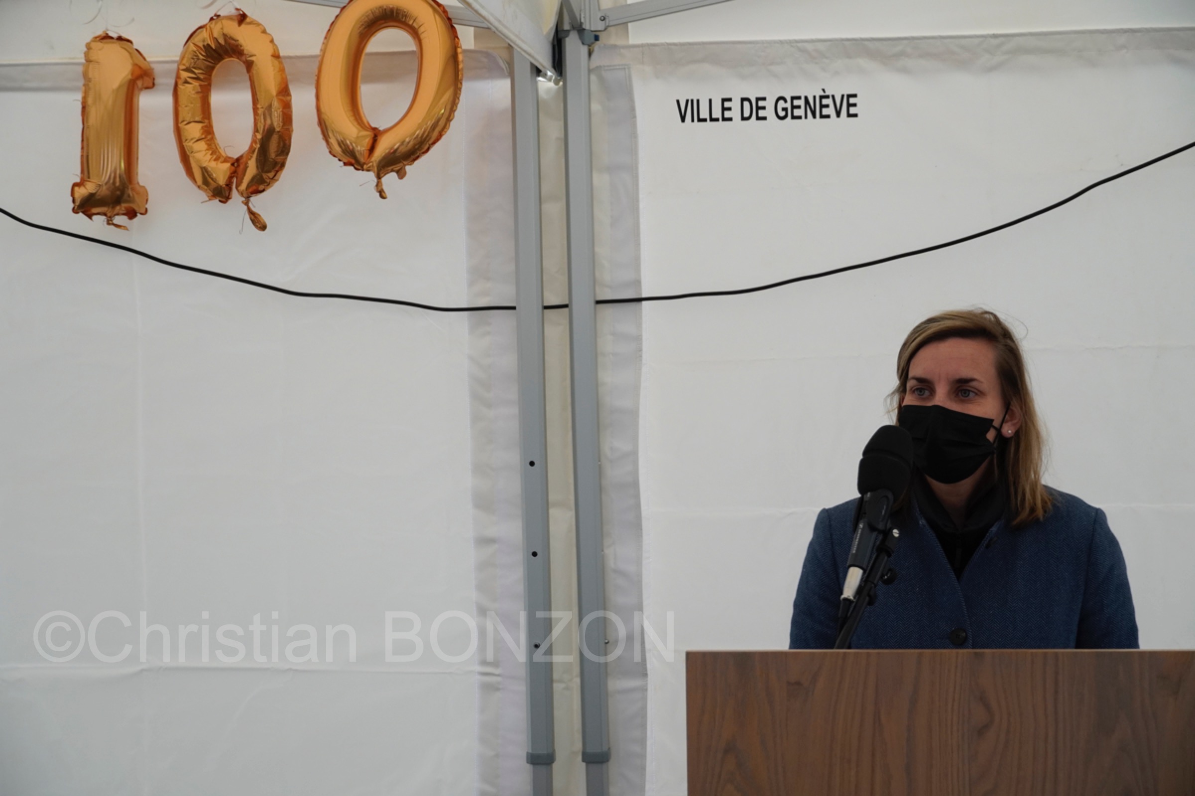 100ans-commerces019