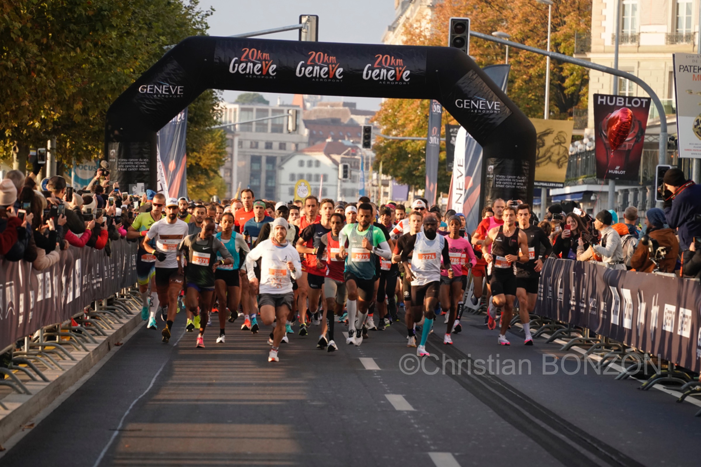 20kmGeneveAeroportz050