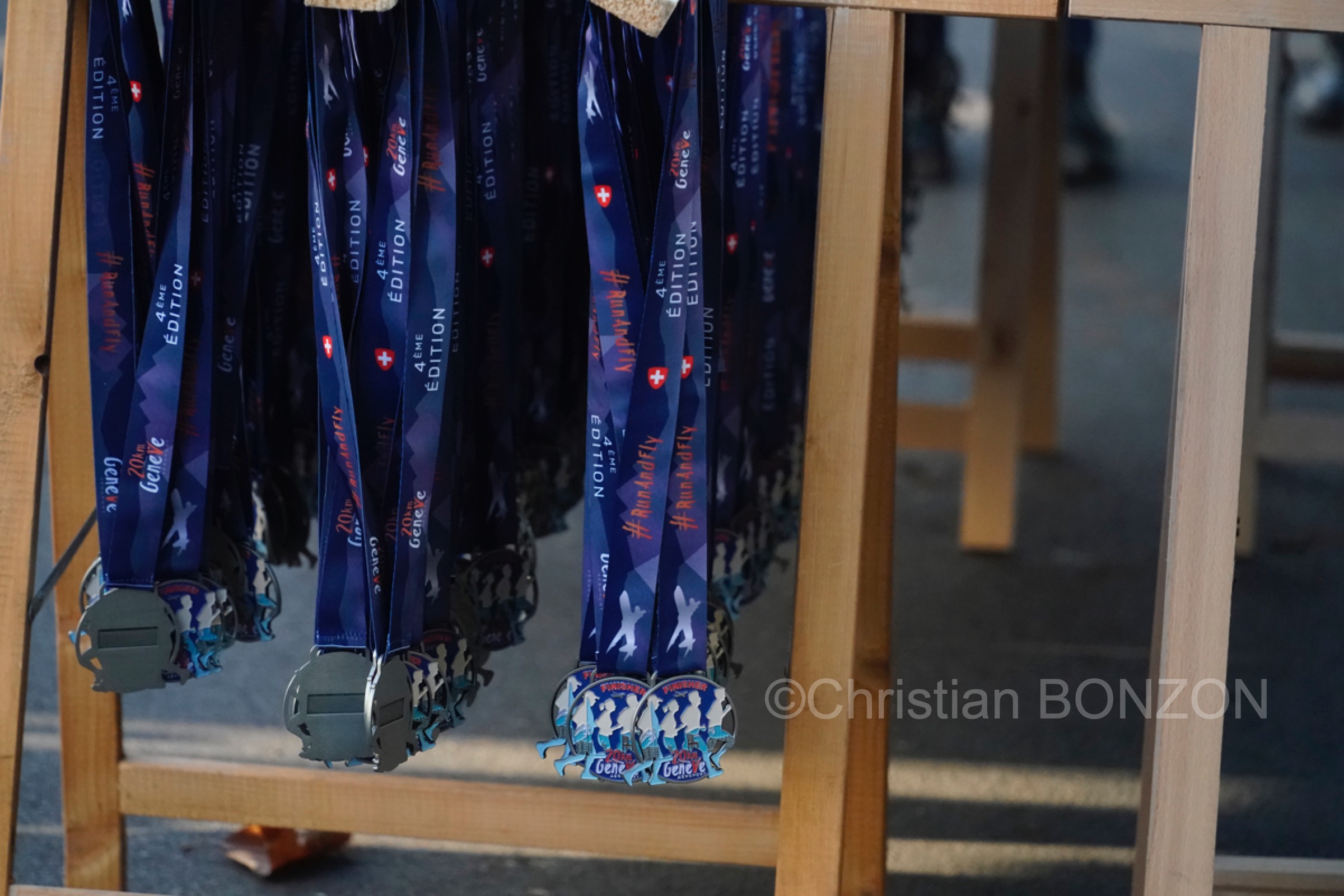 20kmGeneveAeroportz054