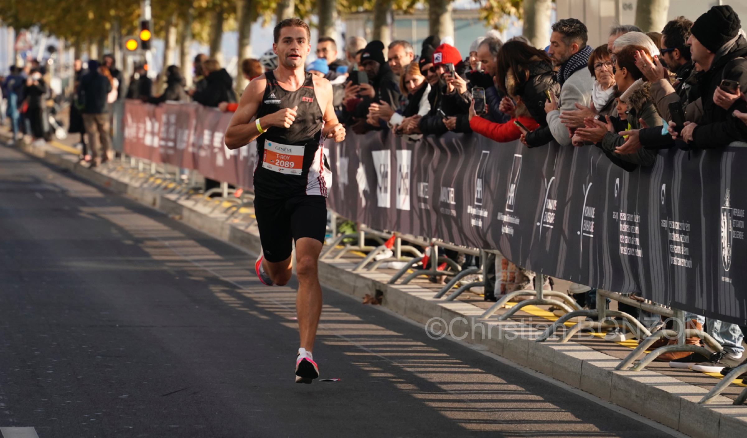 20kmGeneveAeroportz067