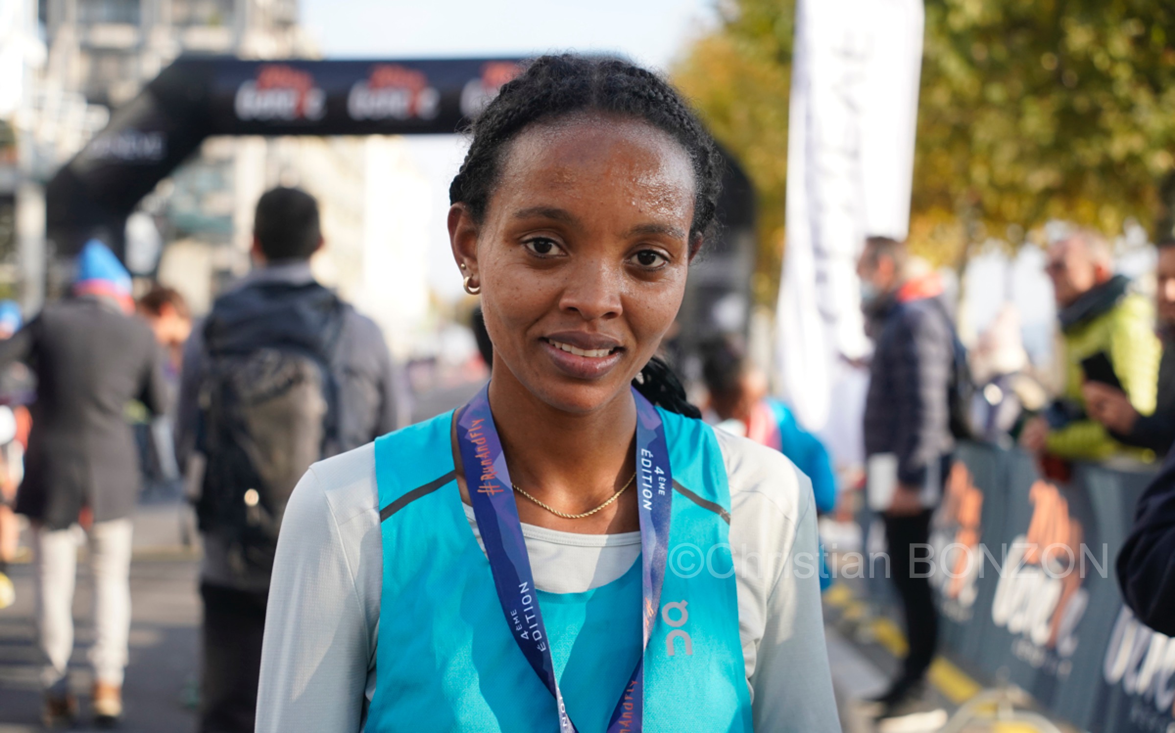 20kmGeneveAeroportz075