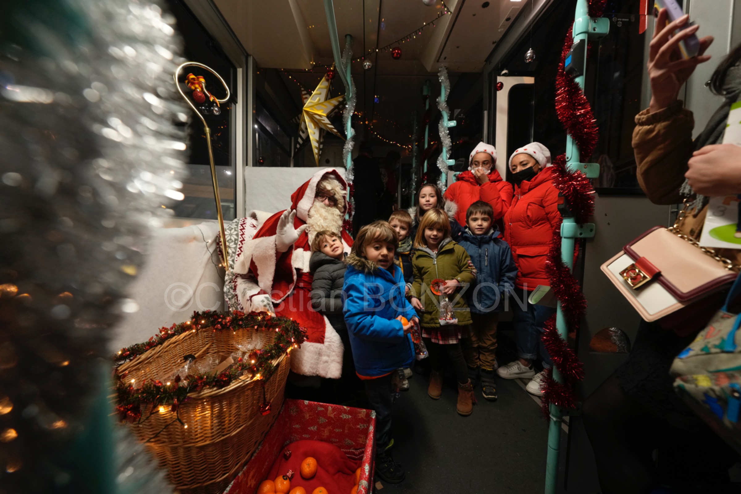Tram_Noel009