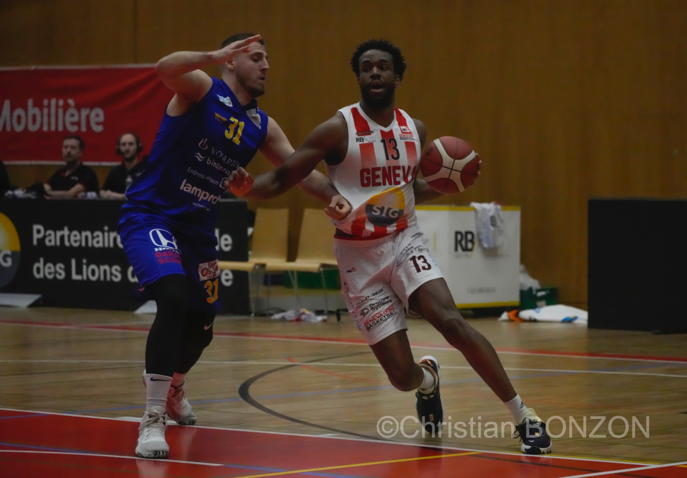 19fev011basket