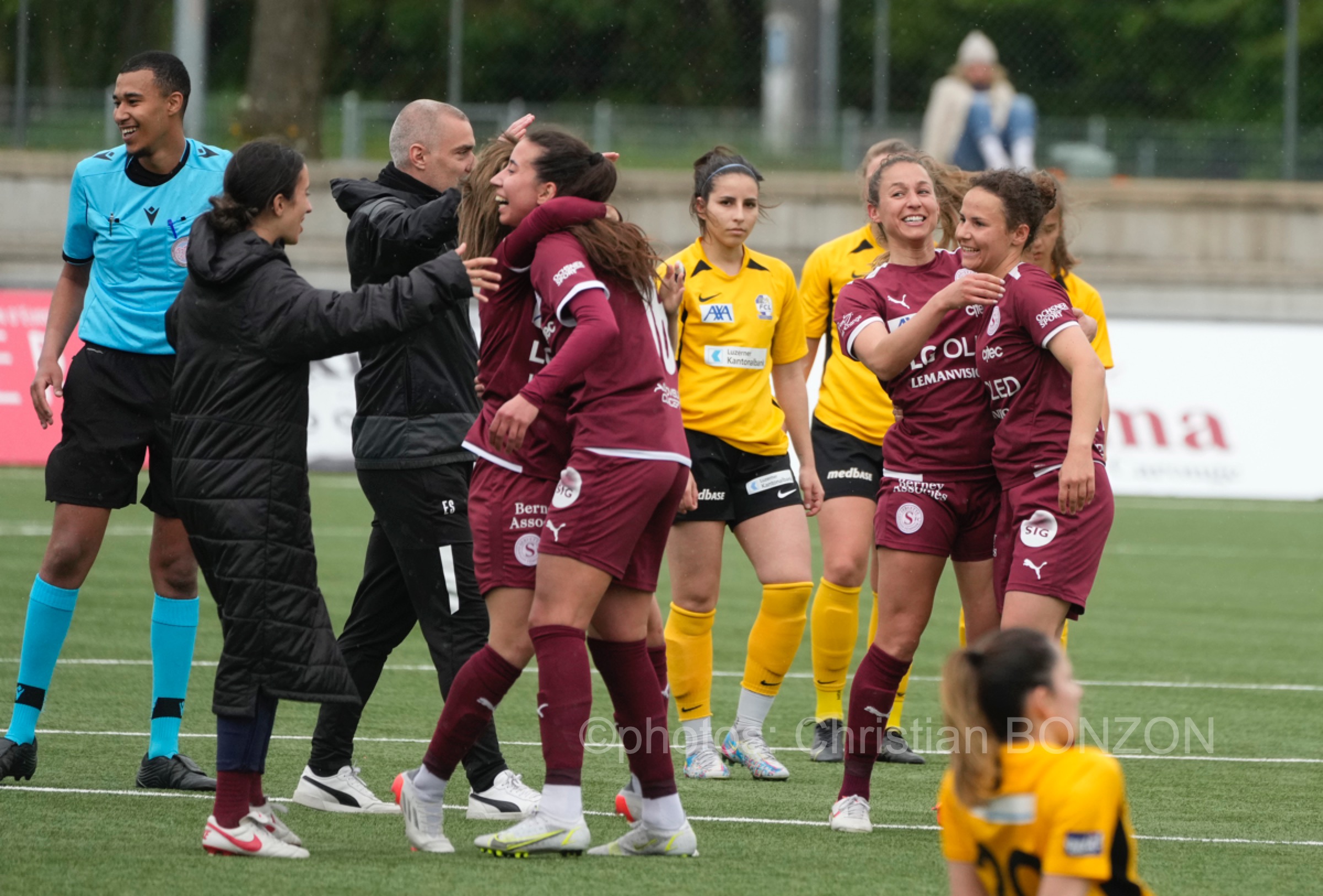foot_feminin_ser038vette