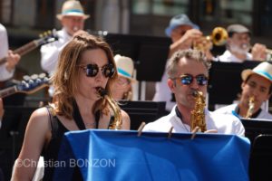 en_fanfare007