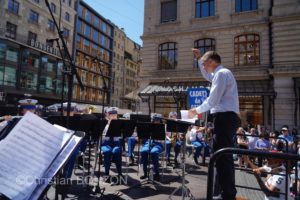 en_fanfare009