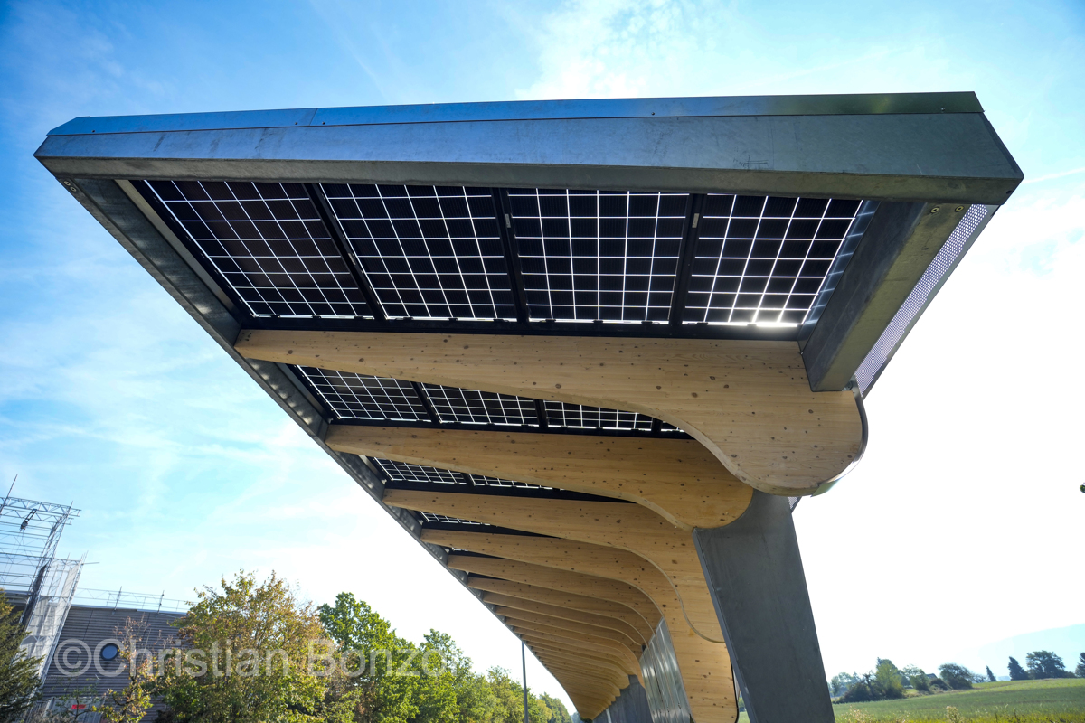 Premiere piste cyclable de Suisse _« Solar Horizon »_