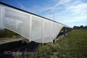 Premiere piste cyclable de Suisse _ÇÊSolar HorizonÊÈ_