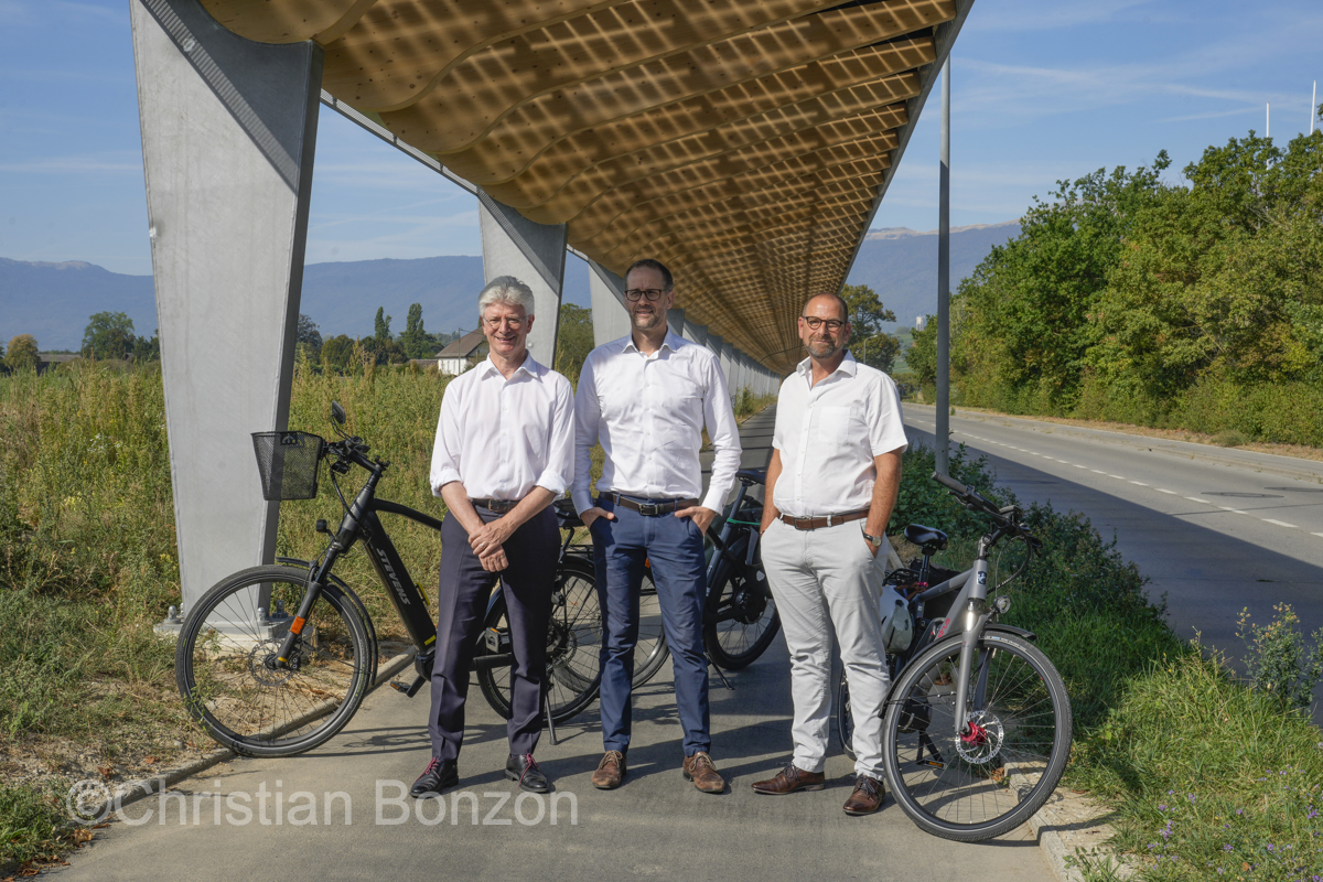 Premiere piste cyclable de Suisse _« Solar Horizon »_