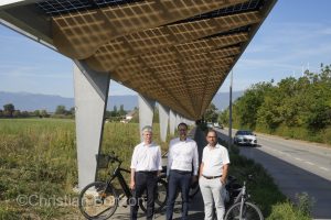 Premiere piste cyclable de Suisse _ÇÊSolar HorizonÊÈ_