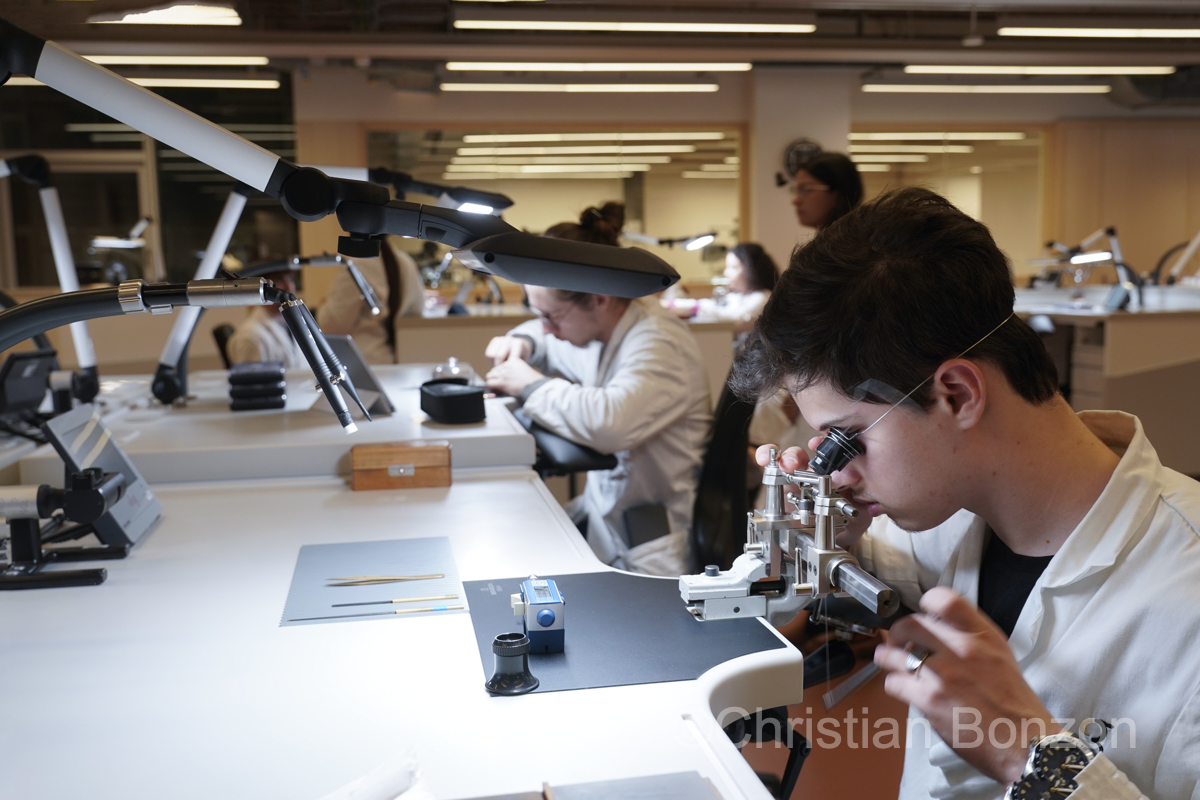 Ecole_Horlogerie018A