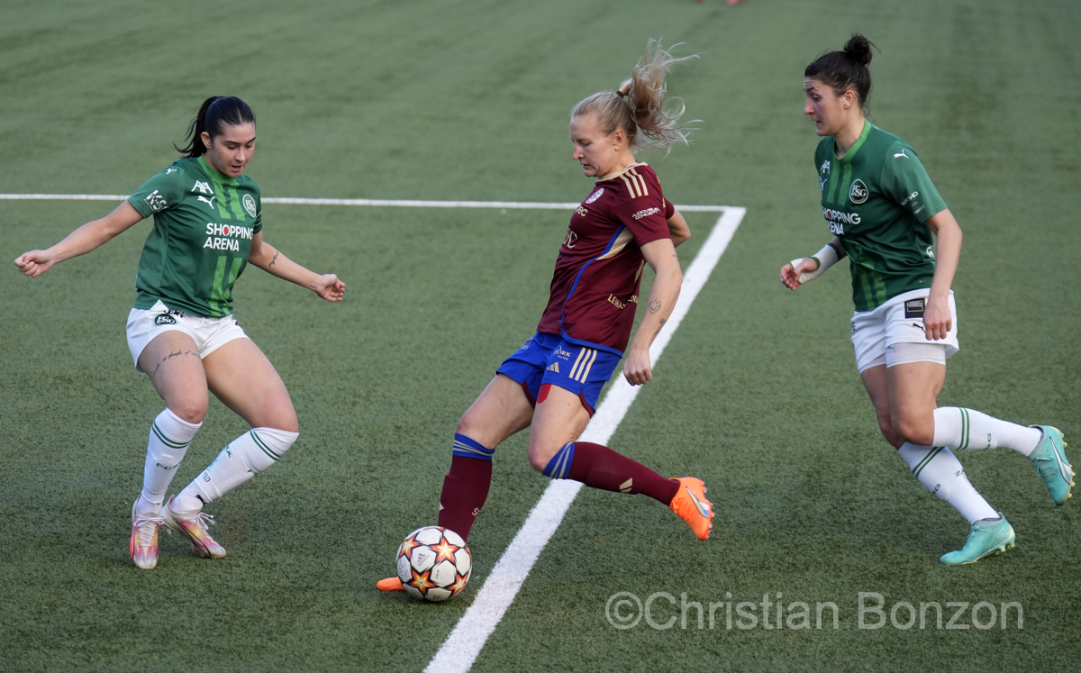 Servette Football Club Chenois Féminin FC Saint-Gall (2-1) Stade de la Fontenette(GE)