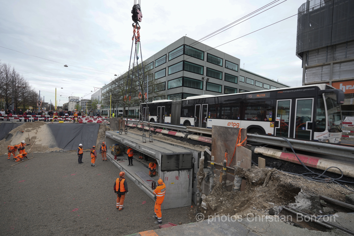 Remise a ciel ouvert de la Drize dans les secteurs Etoile et Acacias