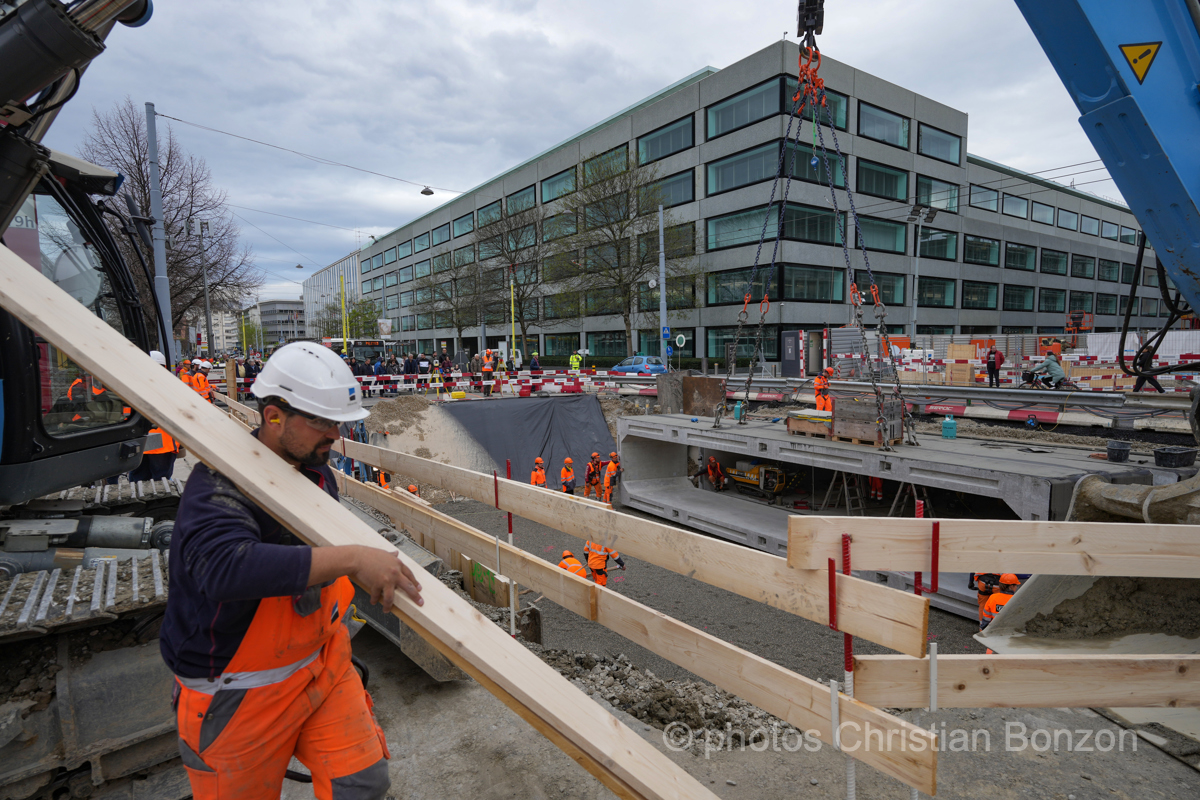 Remise a ciel ouvert de la Drize dans les secteurs Etoile et Acacias
