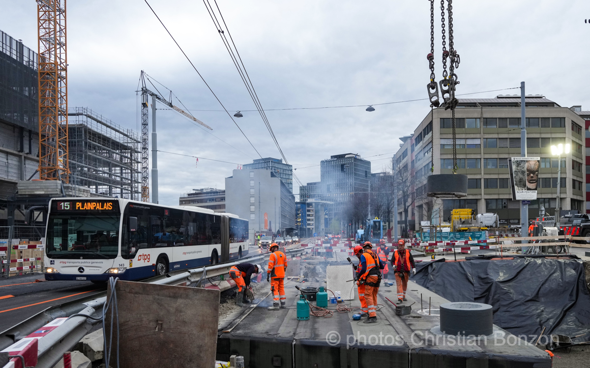 Remise a ciel ouvert de la Drize dans les secteurs Etoile et Acacias