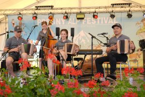 17 eme Pregny Alp Festival Chambesy le 3 aout 2024, festival de de musique folklorique