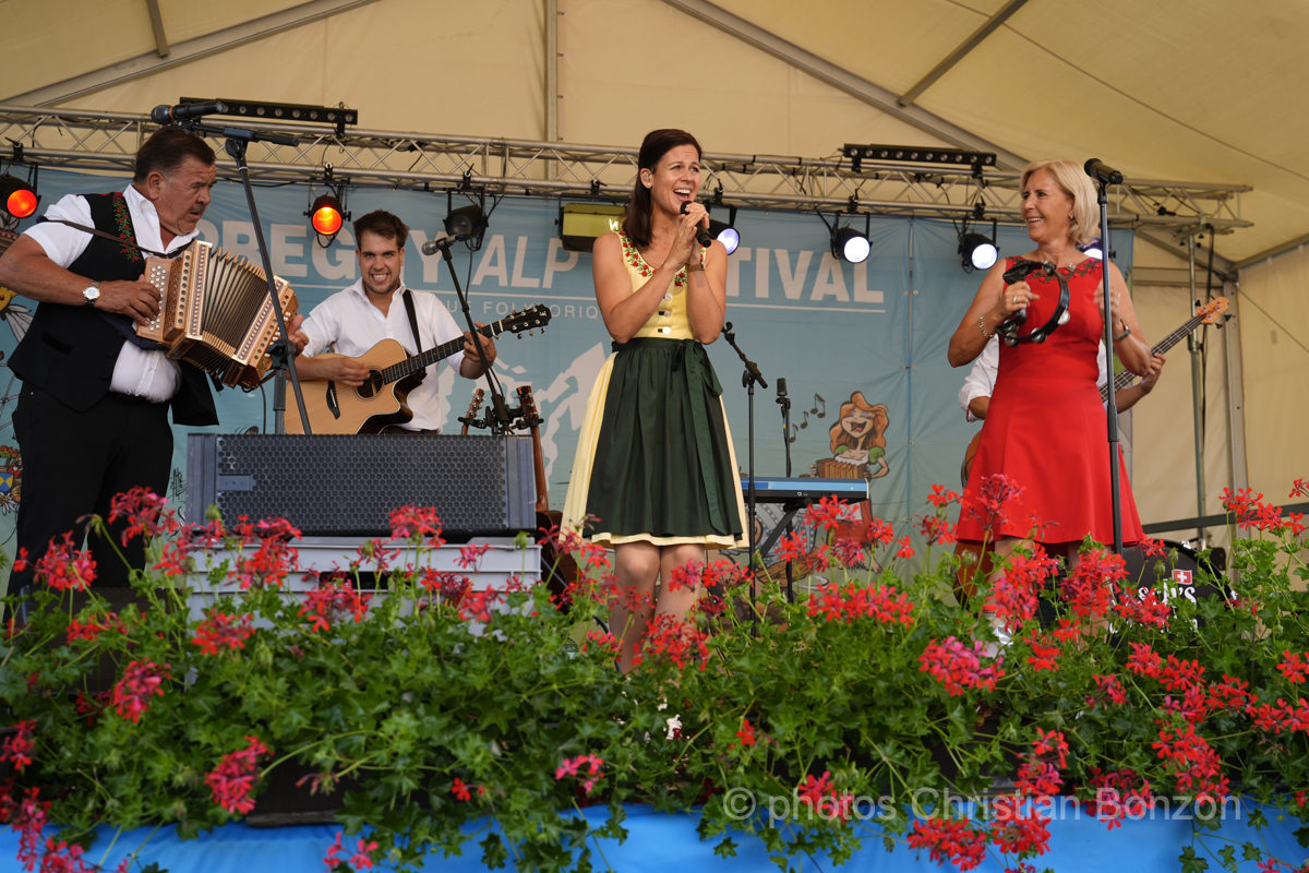 17 eme Pregny Alp Festival Chambesy le 3 aout 2024, festival de de musique folklorique
