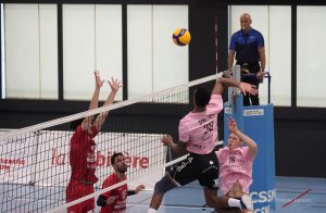 Le Genve Chnois Volleyball recevait Luc Volleyball (Lausanne) au Centre sportif de Sous-Moulin.