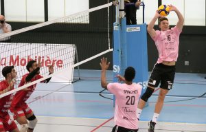 Le Genve Chnois Volleyball recevait Luc Volleyball (Lausanne) au Centre sportif de Sous-Moulin.