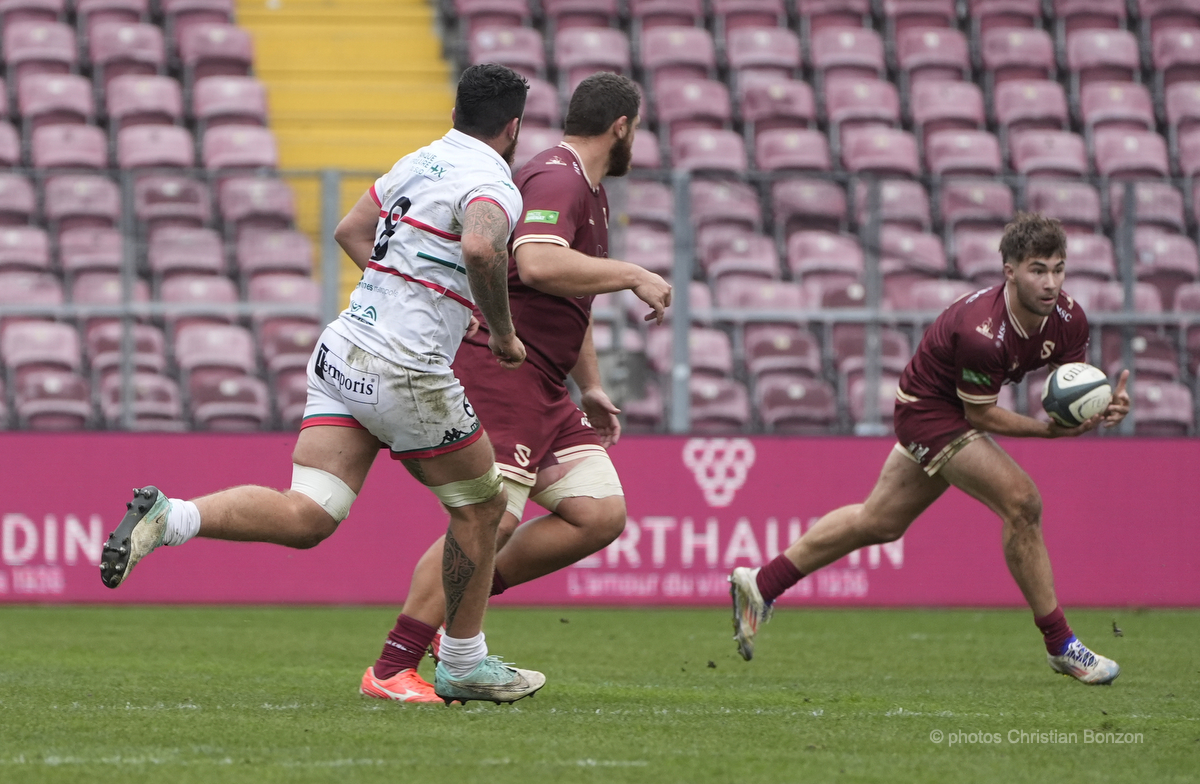Le Servette Rugby Club recevait au Stade de la Praille (Genve) le Rugby club Nmois (23-16).