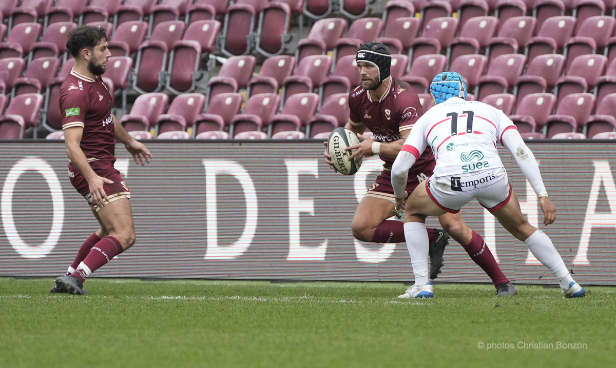 Le Servette Rugby Club recevait au Stade de la Praille (Genve) le Rugby club Nmois (23-16).