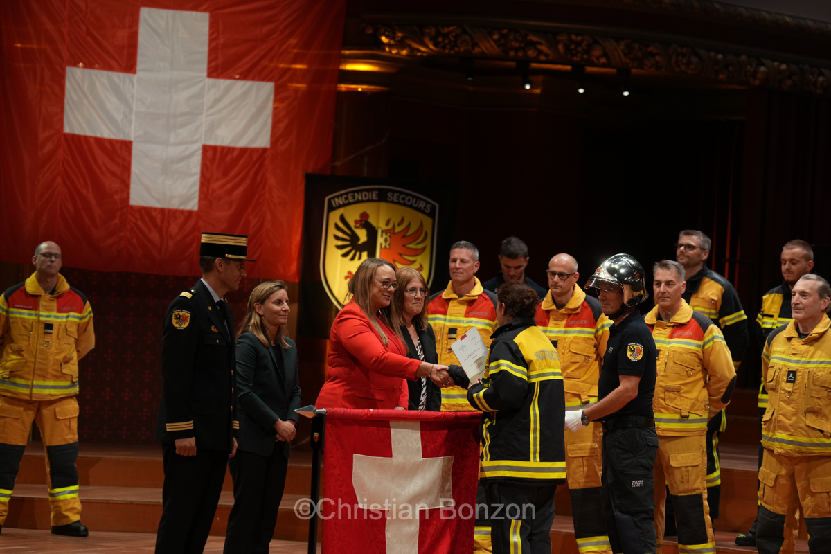 Rolex Switzerland Sail Grand Prix(SHli-Alps fte son 20eÊanniversaire  Sion(VScrmonie de remise des Brevets Fdraux de Sapeurs-Pompiers Professionnels