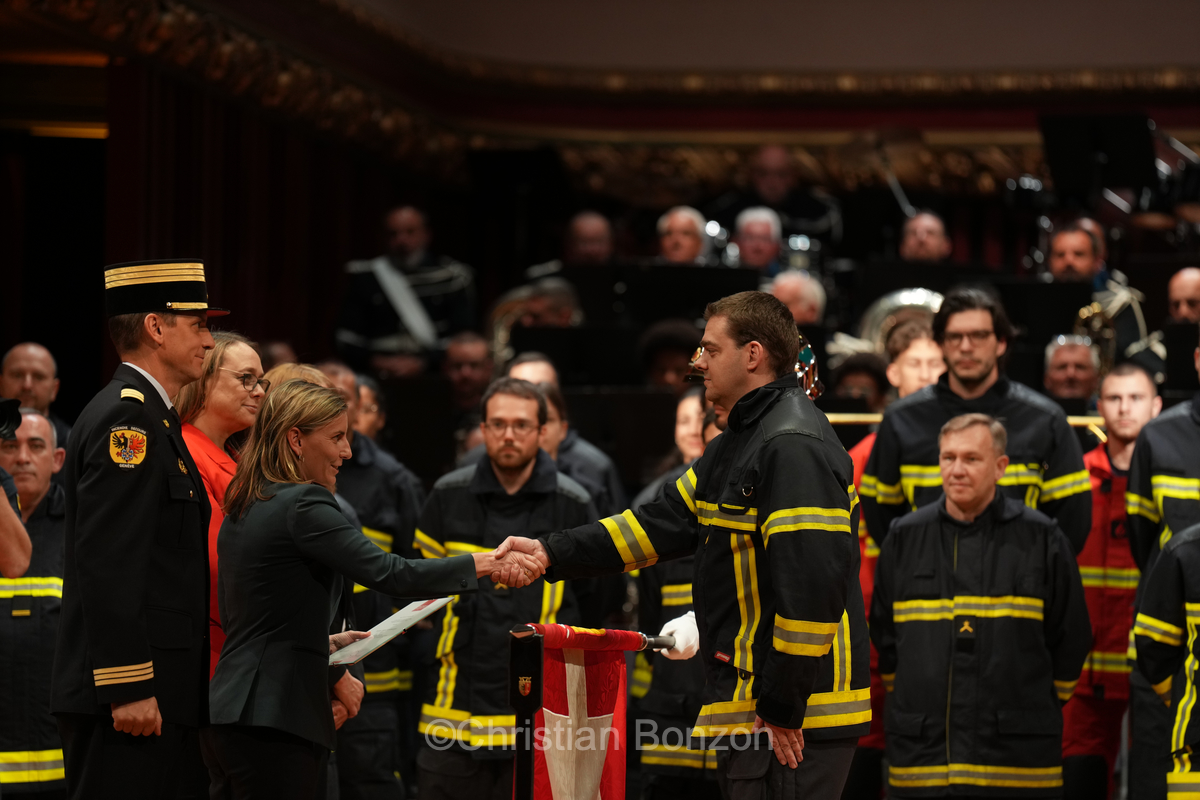 Rolex Switzerland Sail Grand Prix(SHli-Alps fte son 20eÊanniversaire  Sion(VScrmonie de remise des Brevets Fdraux de Sapeurs-Pompiers Professionnels
