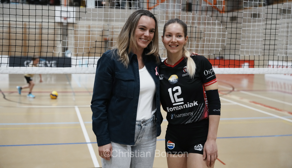 l'quipe fminine dÕInfomaniak Genve Volley
