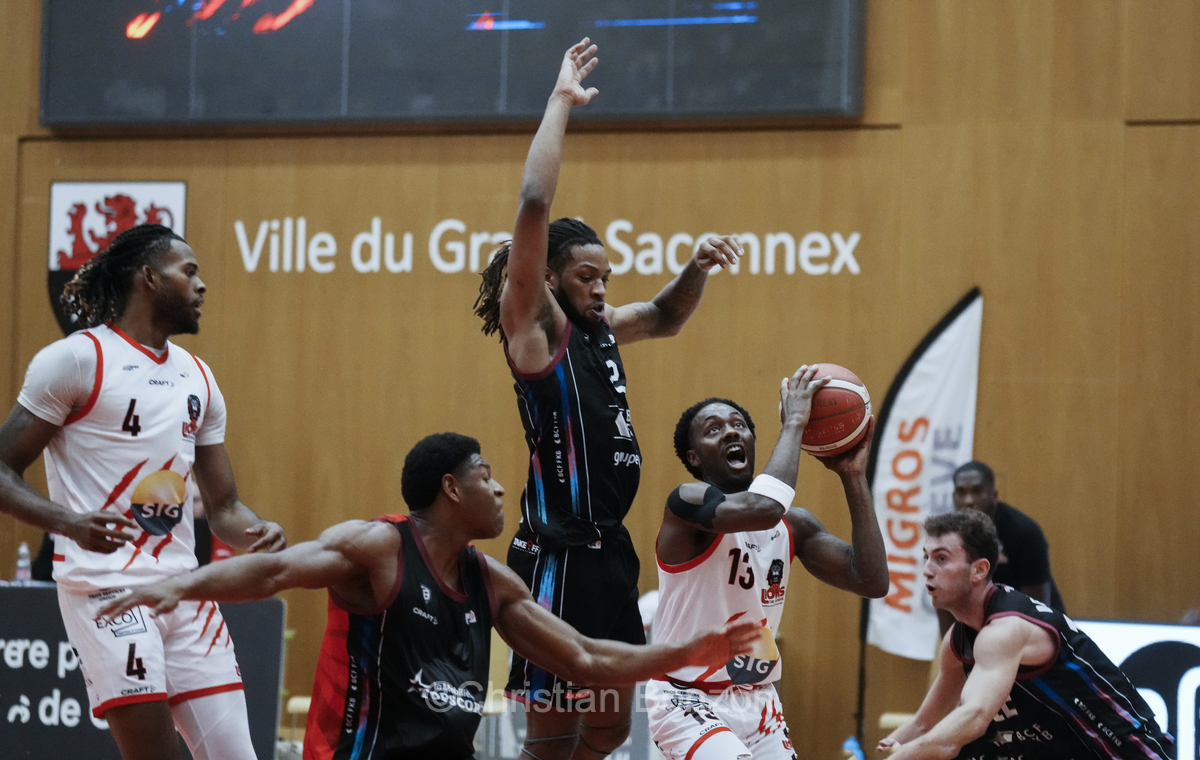 Basket Lions de Genve - Fribourg Olympic Basket (79-81)