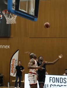 Basket Lions de Genve - Fribourg Olympic Basket (79-81)