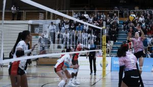 l'quipe fminine dÕInfomaniak Genve Volley