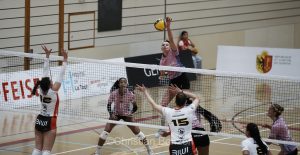 l'quipe fminine dÕInfomaniak Genve Volley