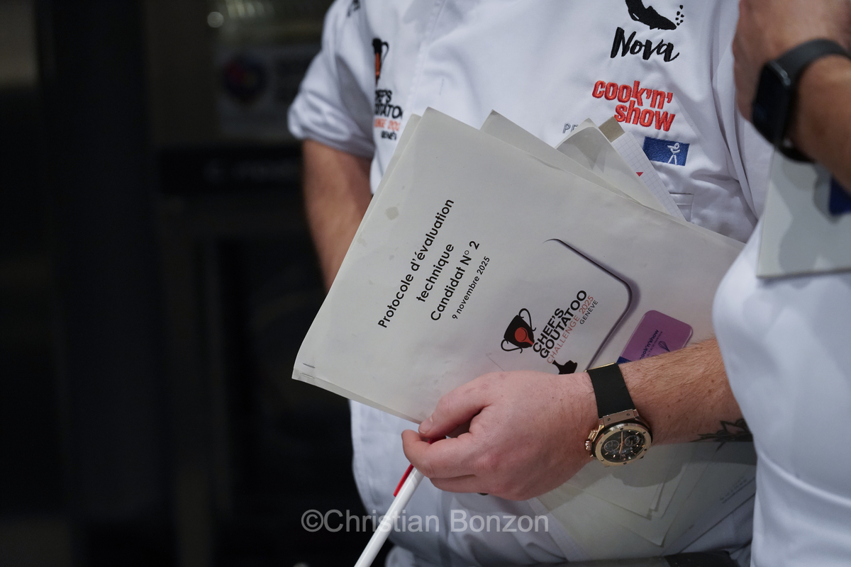 Fte MulticultureConfrence sur les relations bilatrales entre la Suisse et l'Union Europenne  Uni Dufour avec le Conseiller fdral Martin Pfister lle