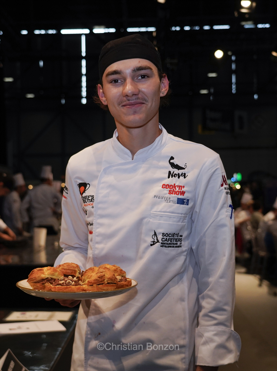 Fte MulticultureConfrence sur les relations bilatrales entre la Suisse et l'Union Europenne  Uni Dufour avec le Conseiller fdral Martin Pfister lle